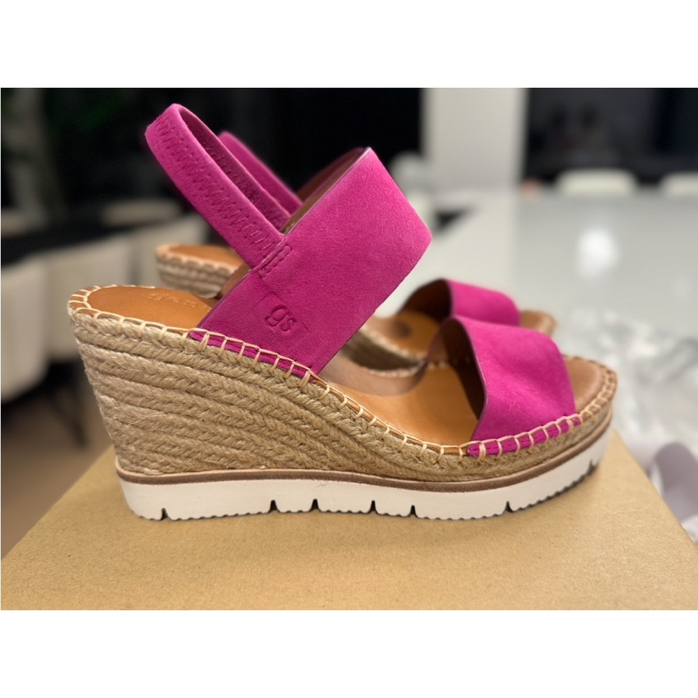 Kenneth Cole Gentle Souls Elyssa Two-Band Size 8